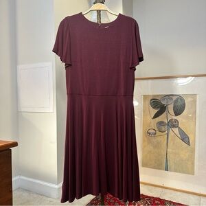 Ann Taylor Loft Burgundy Swing Dress Size 4 Flutter Sleeves Women’s
